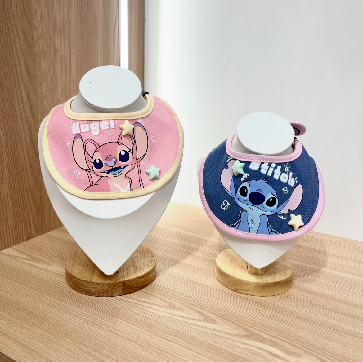 DISNEY STITCH 迪士尼 史迪奇星星口水巾