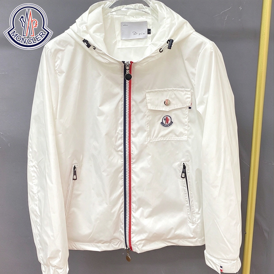 【MONCLER】【大人気】トリコロールライン 薄手パーカー 撥水