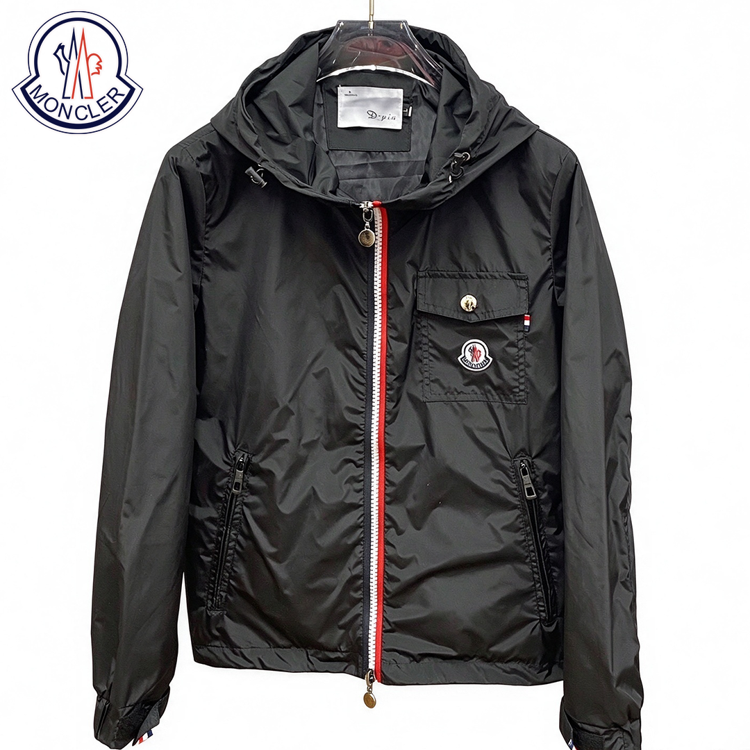 【MONCLER】【大人気】トリコロールライン 薄手パーカー 撥水