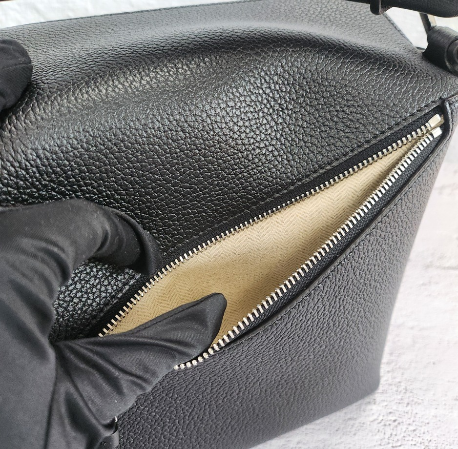 ★送料・関税込★LOEWE★ロエベ ロゴ ラージ パズルバッグ★BK