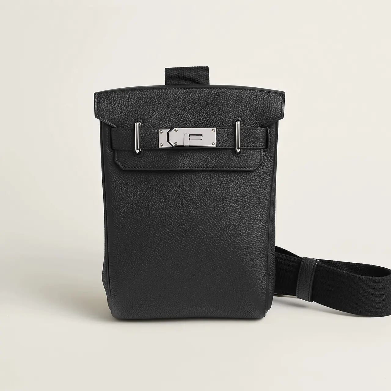 奇跡の入荷★【Hermes】Hac A Dos PM/黒