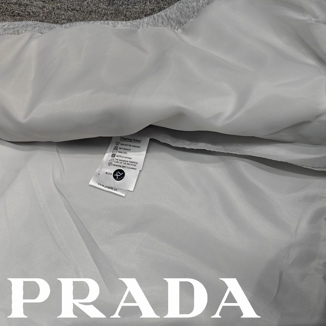 【PRADA】限定数セール！お洒落 RENYLON ボンバー 