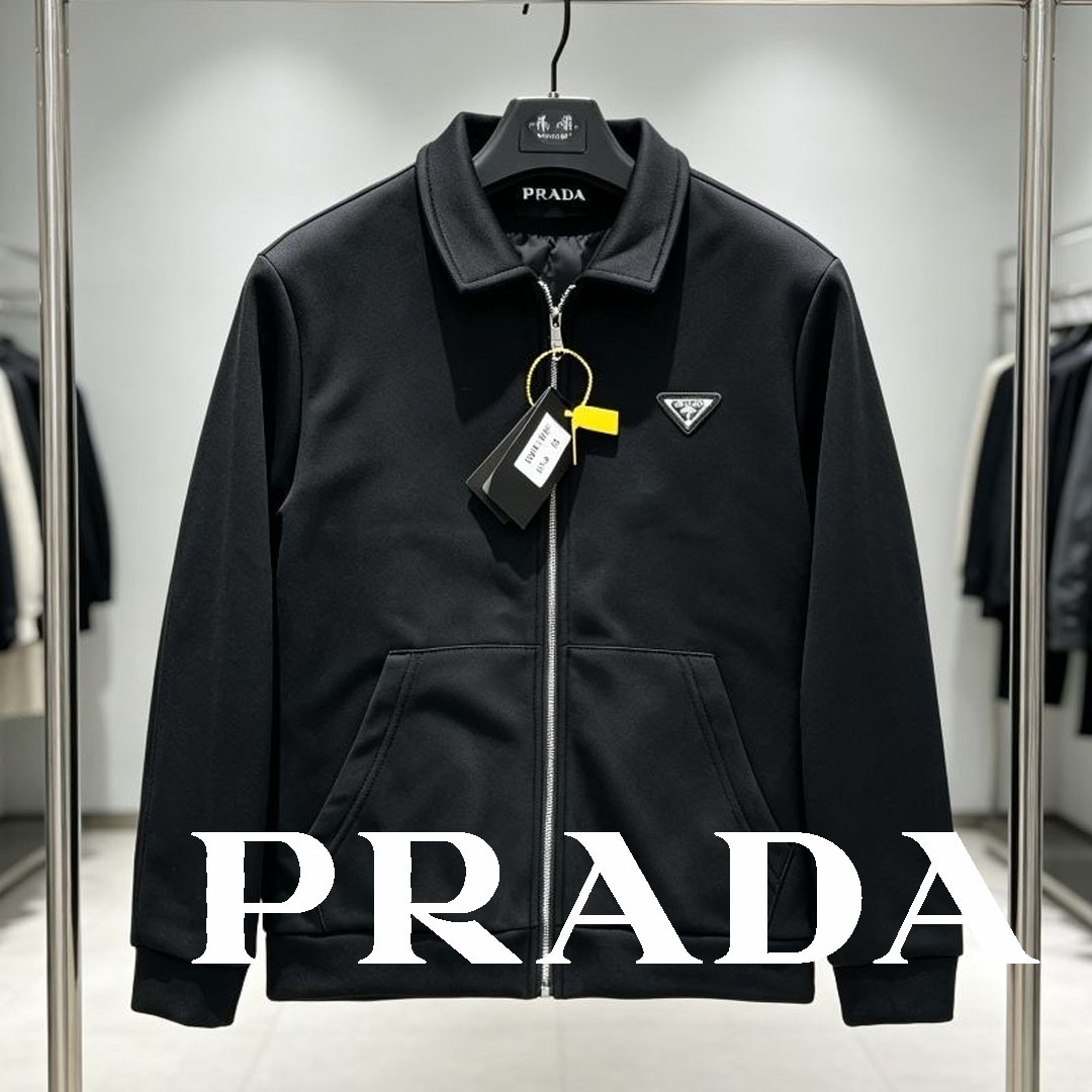 【PRADA】限定数セール！お洒落 RENYLON ボンバー
