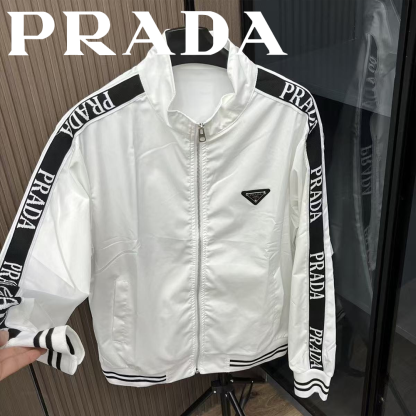 【PRADA】 プラダ メンズジャケット 三角ロゴ