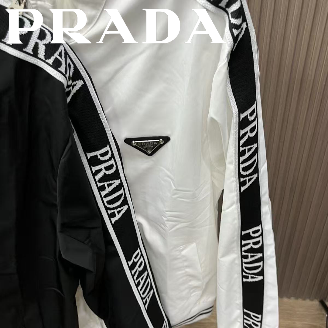 【PRADA】 プラダ メンズジャケット 三角ロゴ