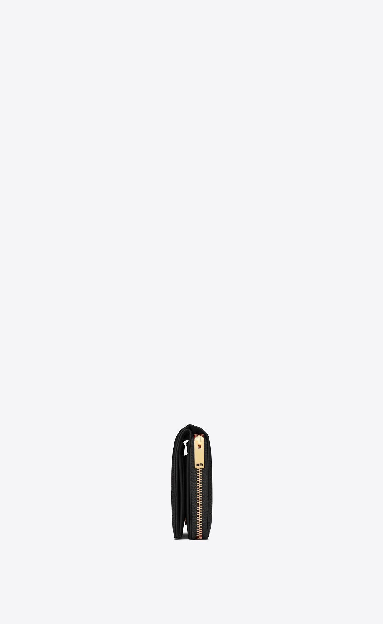 MONOGRAMクリムゾンテクスチャキルティングレザーショートジップ財布
