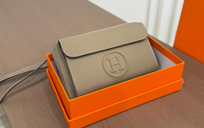 クールな漢を極める逸品♪[HERMES]ヴィドポッシュ ブラック