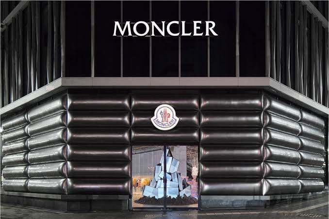 Tokyo: Moncler pop-up store | superfuture&reg;