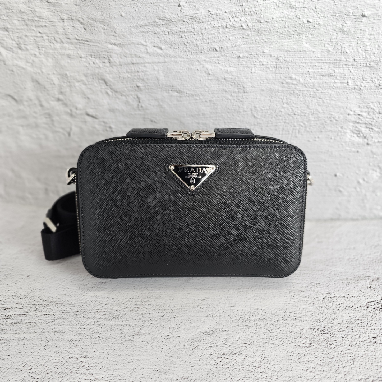 ★送料・関税込★PRADA★ブリック サフィアーノ レザー バッグ★