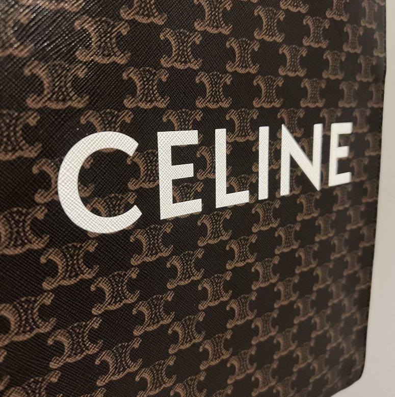 【CELINE直営】セール！スモール トリオンフ カバ 早い者勝ち！