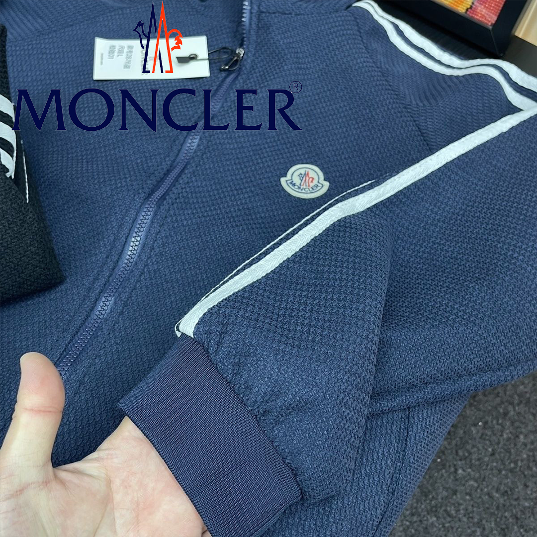 MONCLER 2026 秋 刺繍ロゴスタンドカラージャケット 男女兼用 カップル人気アウター