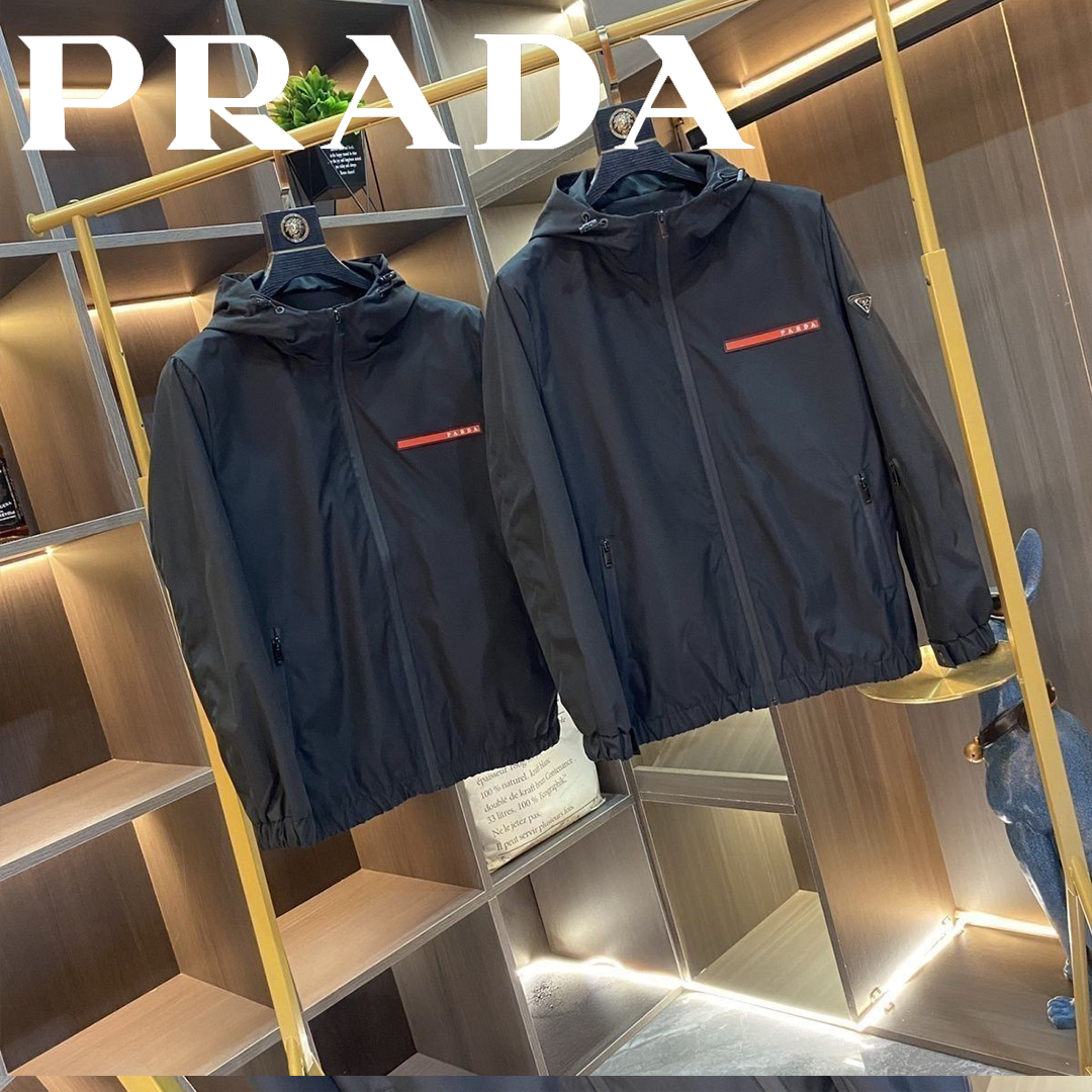 PRADA 2026AW 新作 撥水マウンテンパーカー Re‑Nylon ナイロンジャケット