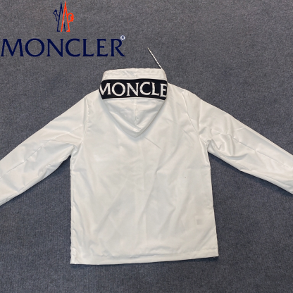 【2026 新作】MONCLER モンクレール 刺繍ロゴ ジャケット メンズ 高級アウター