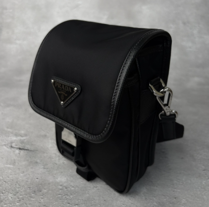 ★関税・送料込み★【PRADA】プラダ ショルダーバッグ