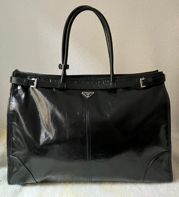 PRADA 「プラダ ボニー」レザーショッピングバッグ