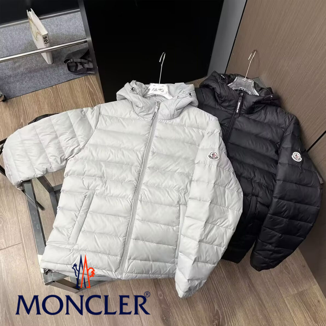 ♪直営店♪  MONCLER【モンクレール】 ダウンジャケット メンズ