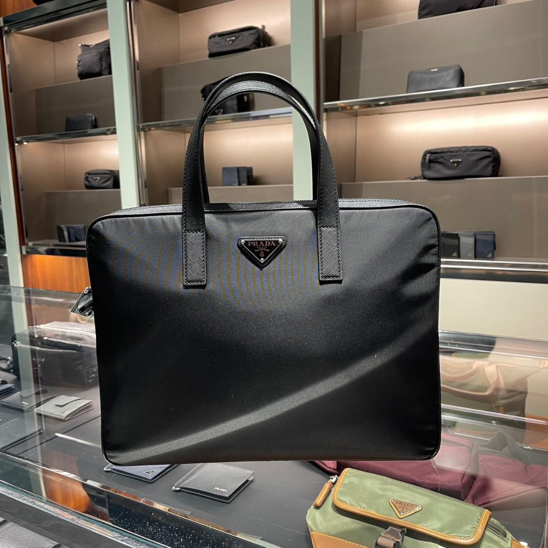 ★PRADA / プラダ★ ブリーフケース 2VE368