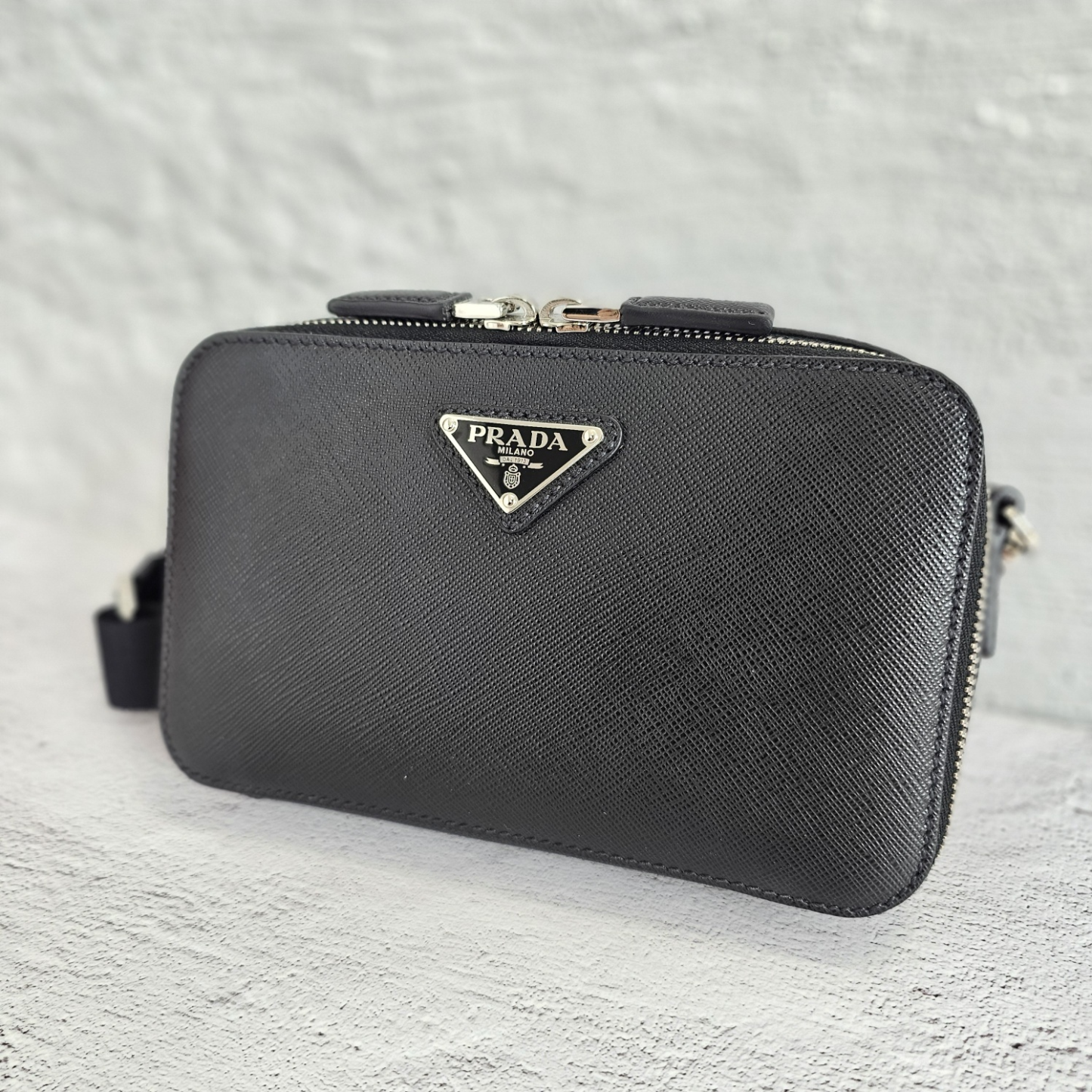 ★送料・関税込★PRADA★ブリック サフィアーノ レザー バッグ★