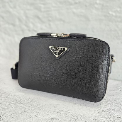 ★送料・関税込★PRADA★ブリック サフィアーノ レザー バッグ★