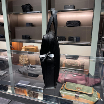 ★PRADA / プラダ★ ブリーフケース 2VE368