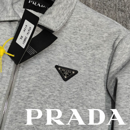 【PRADA】限定数セール！お洒落 RENYLON ボンバー 