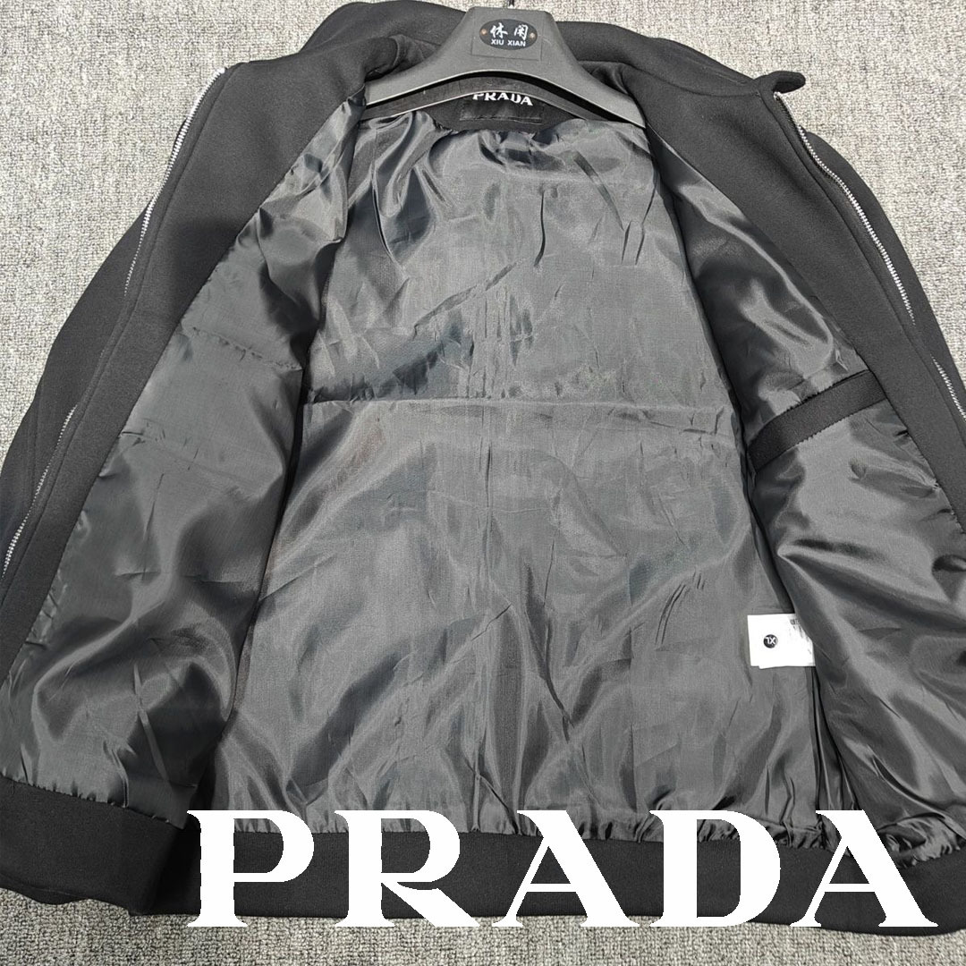 【PRADA】限定数セール！お洒落 RENYLON ボンバー 