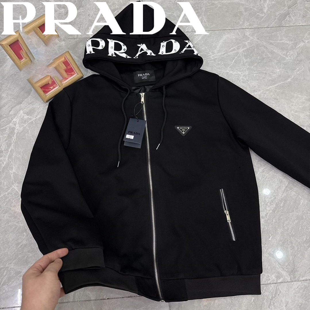 【PRADA】2026 新作 リベット装飾 パーカージャケット フード付き 万能コーデアウター