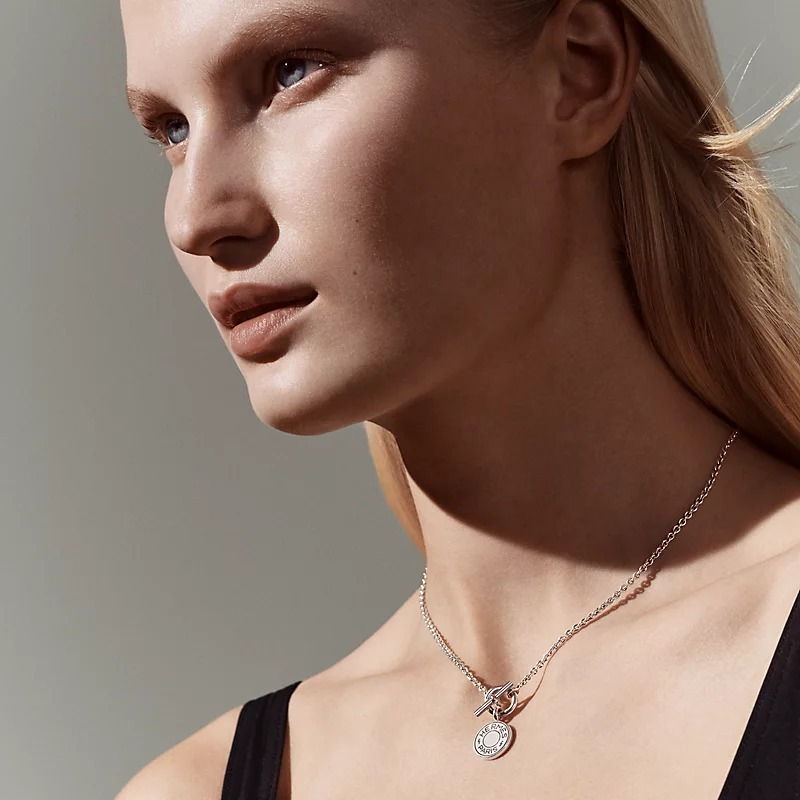 【人気オシャレ】■HERMES Ex-Libris Amulets ペンダント