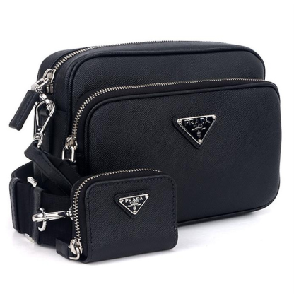 ♦PRADA♦サフィアーノレザー ショルダーバッグ