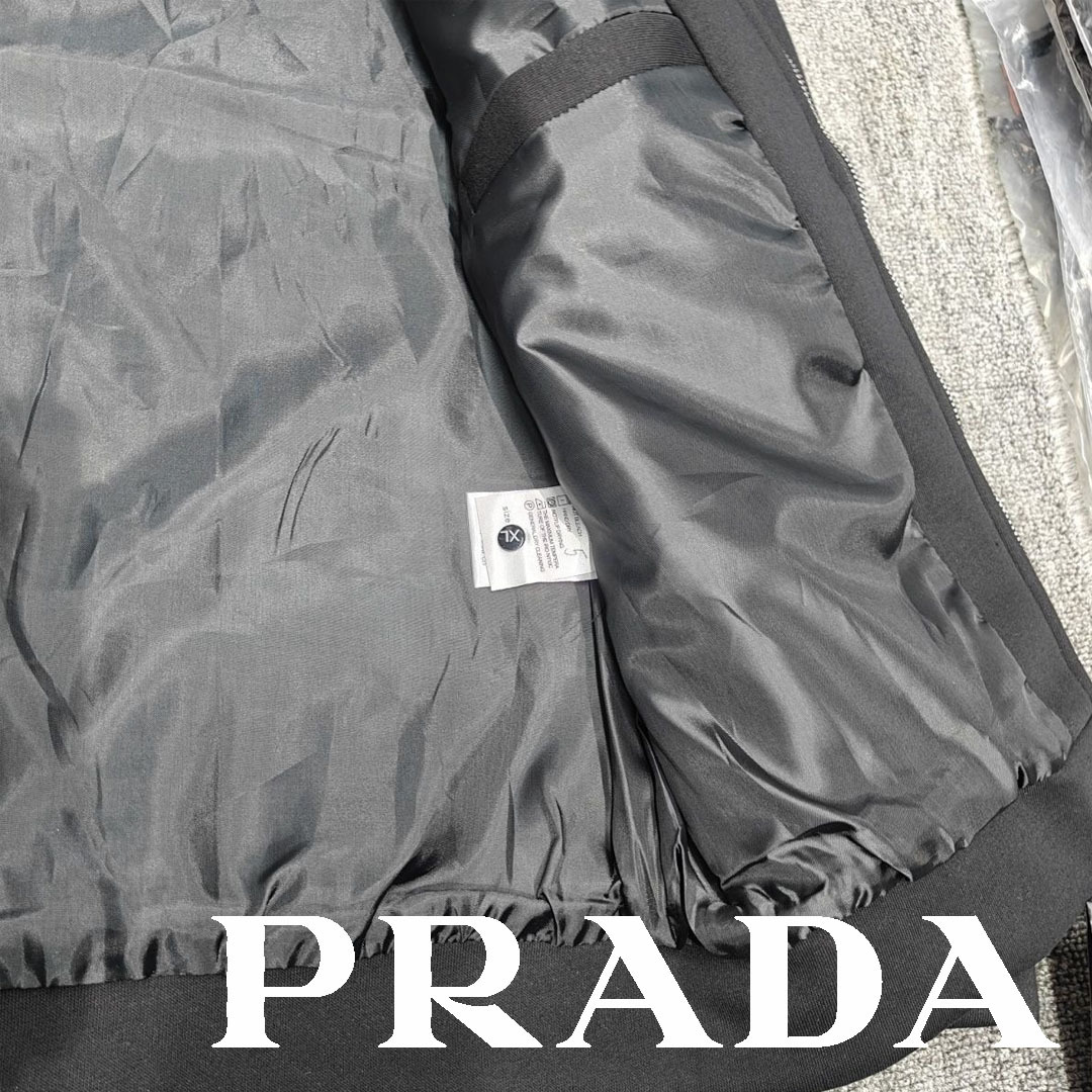 【PRADA】限定数セール！お洒落 RENYLON ボンバー 