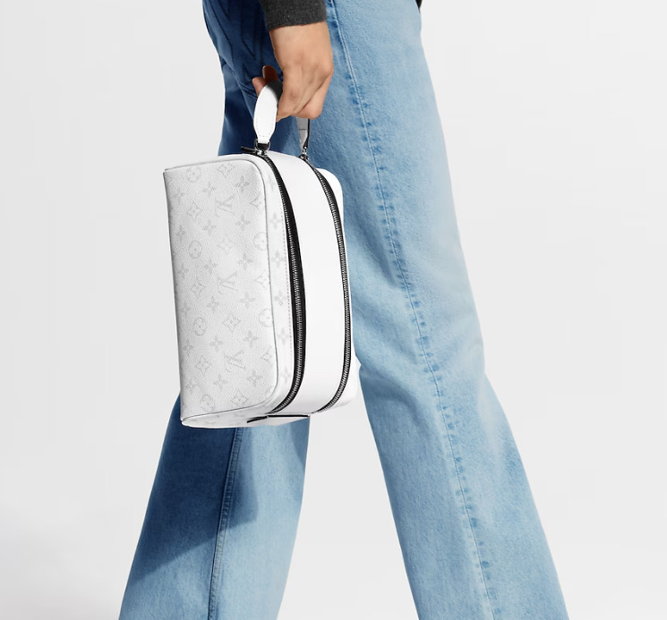 お洒落メンズへ【Louis Vuitton】ドップ・キットクラッチ バッグ