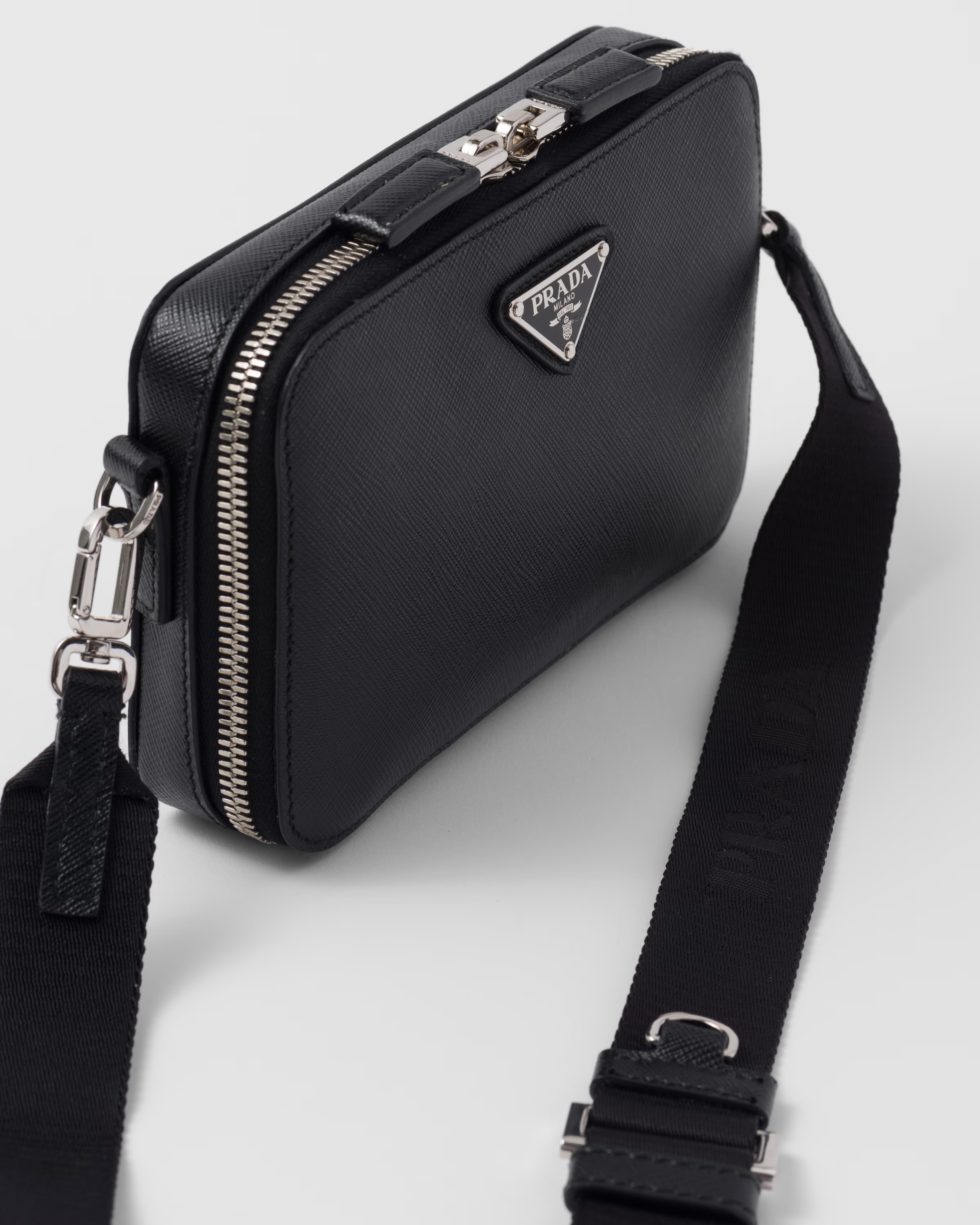 PRADA【入手困難】 ブリック★サフィアーノレザー バッグ★