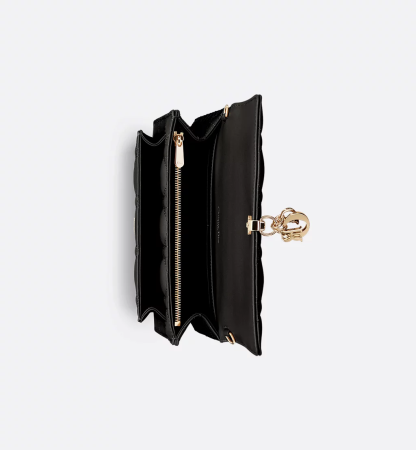 【DIOR】【人気】DIOR ディオール★LADY DIOR ラムスキン チェーンバッグ