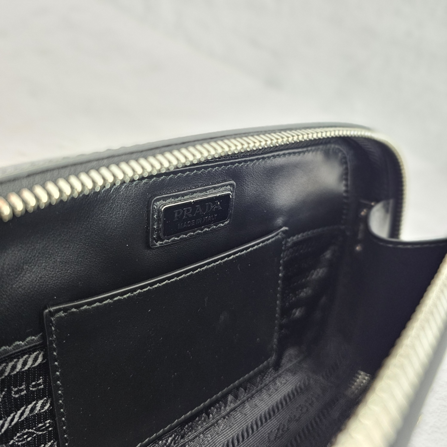 ★送料・関税込★PRADA★ブリック サフィアーノ レザー バッグ★