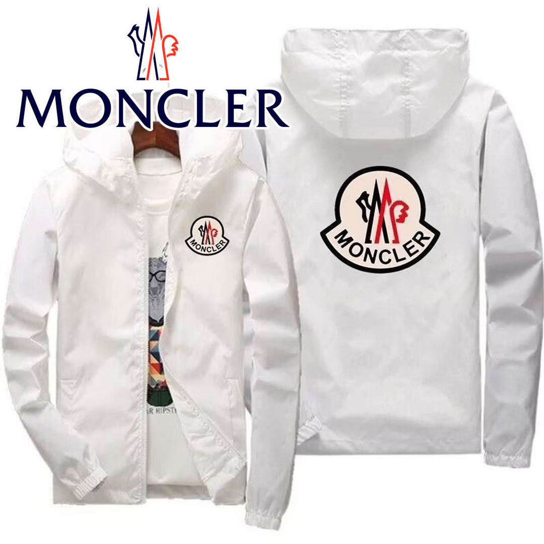 ★送料関税込★MONCLER ロゴパッチ ウィンドブレーカー