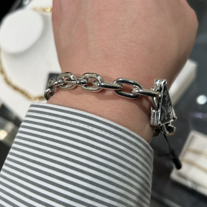 PRADA プラダ ♪ ブレスレット シルバー ♪v