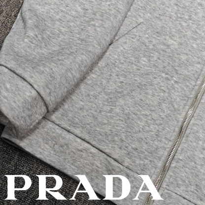 【PRADA】限定数セール！お洒落 RENYLON ボンバー 