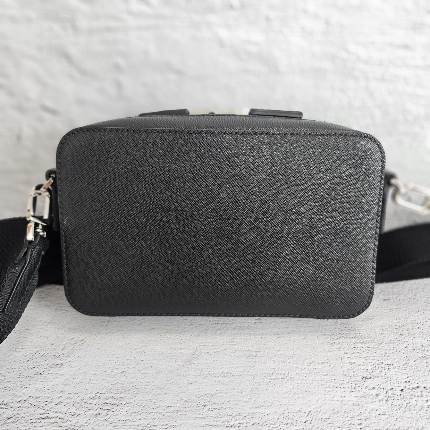★送料・関税込★PRADA★ブリック サフィアーノ レザー バッグ★