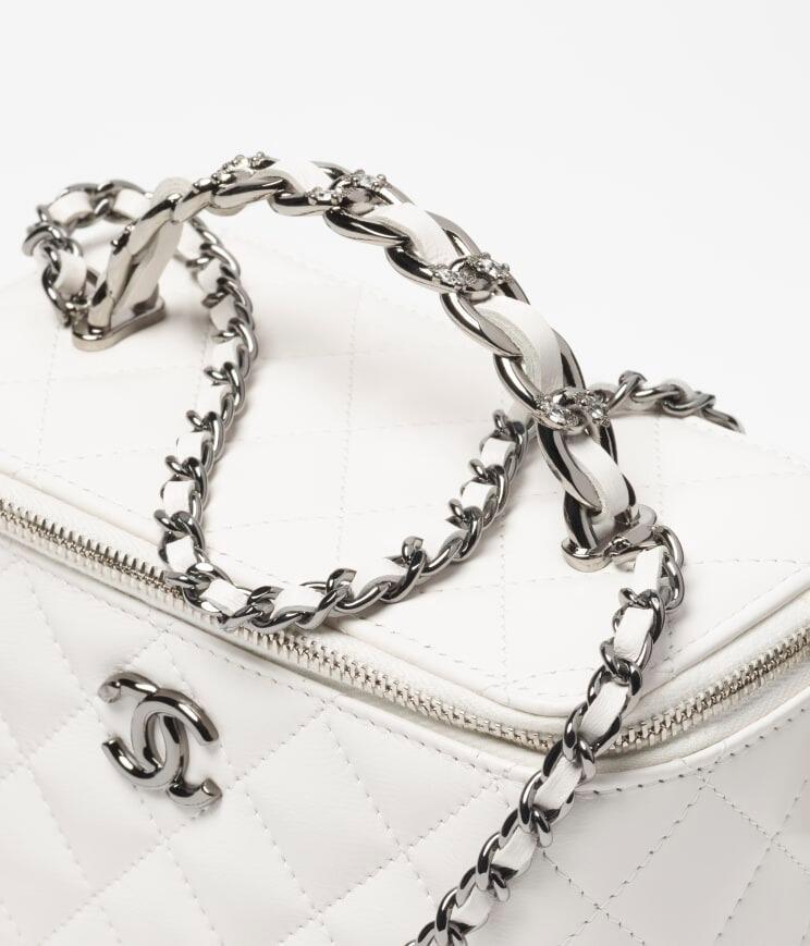 23K★大人シックに決まる★CHANEL★バニティケース★新ハンドル