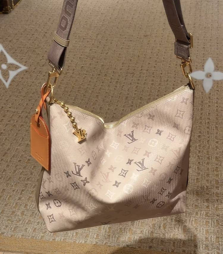 【上品なサンドベージュ】LOUIS VUITTON★Vagabond★バッグ