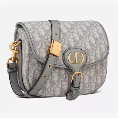 累積売上総額第１位【DIOR】DIOR BOBBY ミディアムバッグ