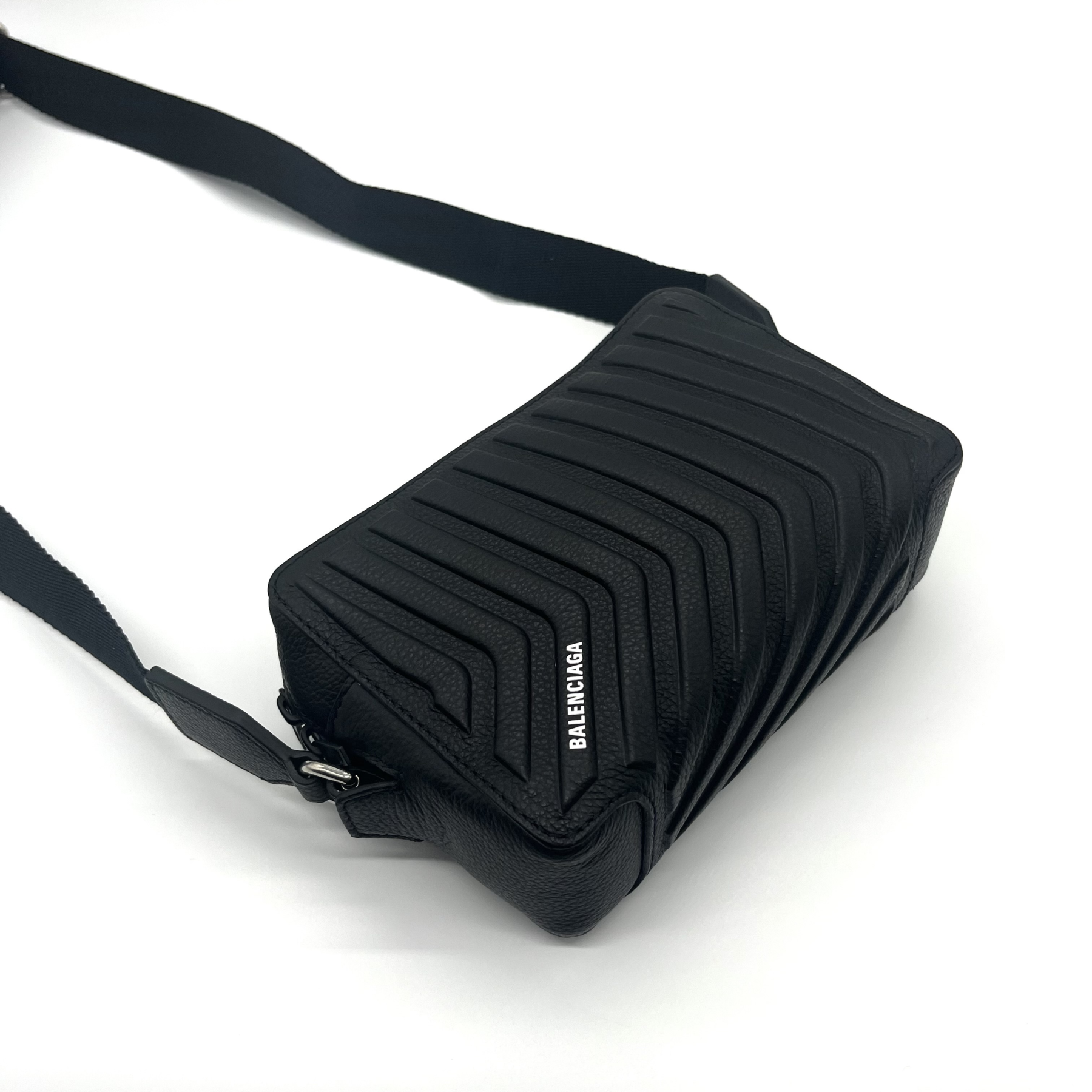 国内即発★BALENCIAGA CAR カメラバッグ BLACK