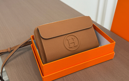 クールな漢を極める逸品♪[HERMES]ヴィドポッシュ ブラック