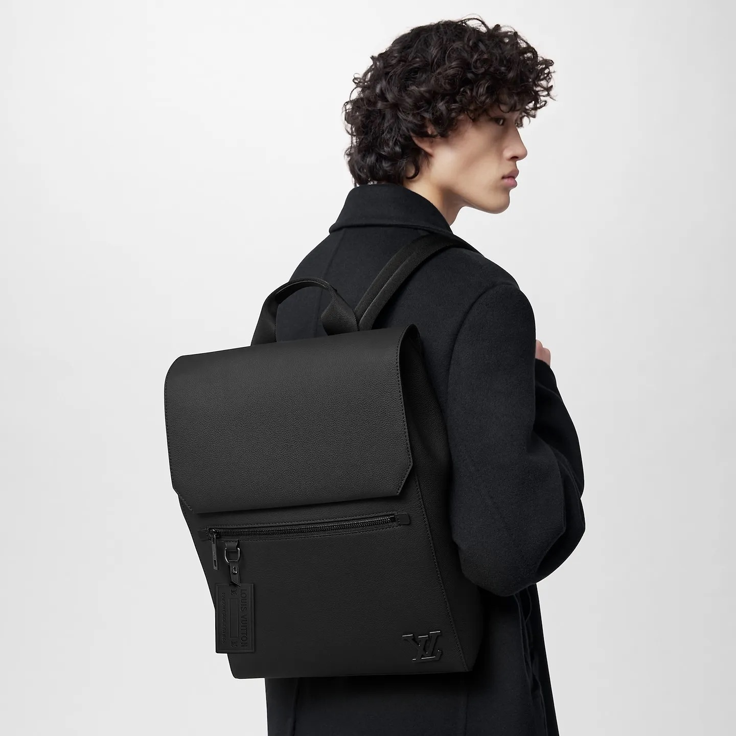 【クールなシルエット♪】Louis Vuitton★バッグパック