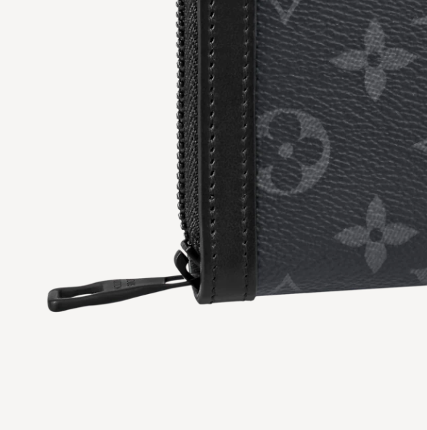 ☆安心の国内発送☆ LV ジッピー・モノグラム　新モデル☆素敵♪      M80558