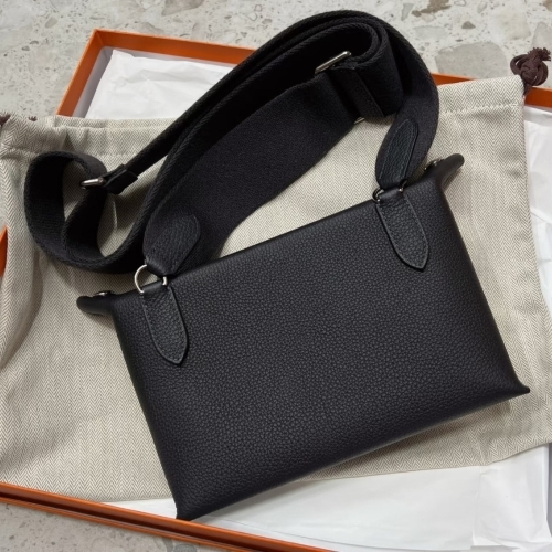 カジュアルな服装も上品に♪HERMES ヴィドポッシュ ブラック