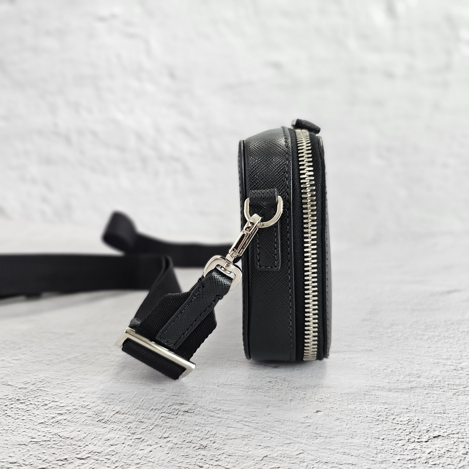 ★送料・関税込★PRADA★ブリック サフィアーノ レザー バッグ★