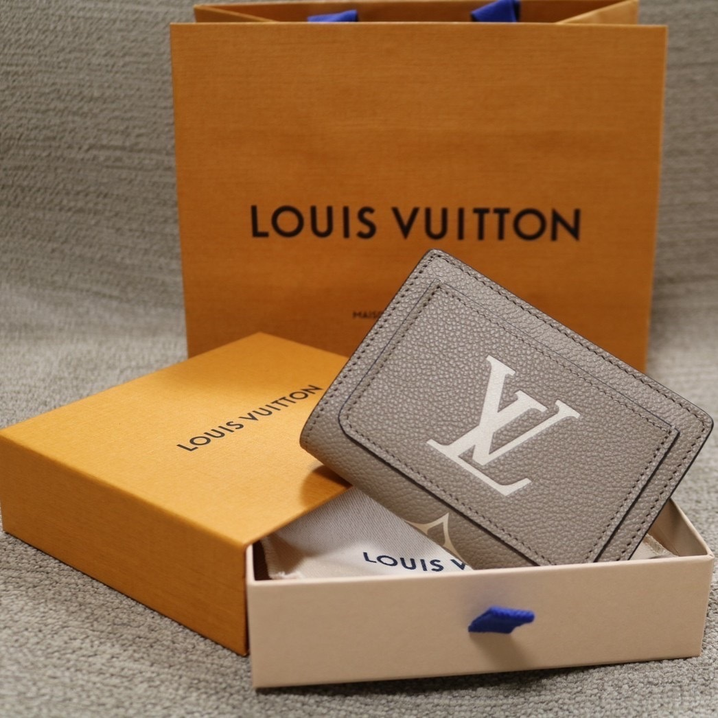 国内発送【Louis Vuitton】クレア