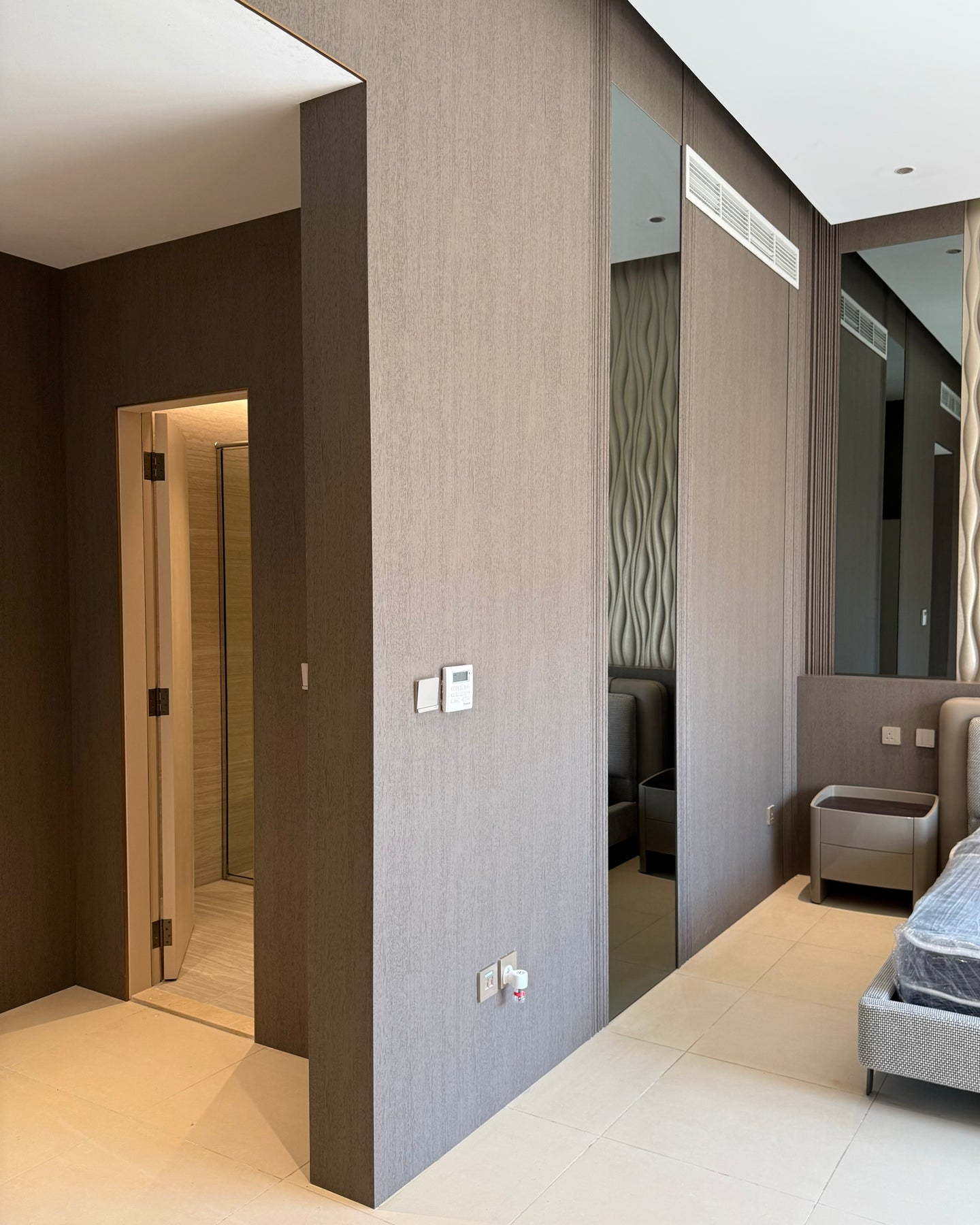Aluminum-Steel Wall Panels