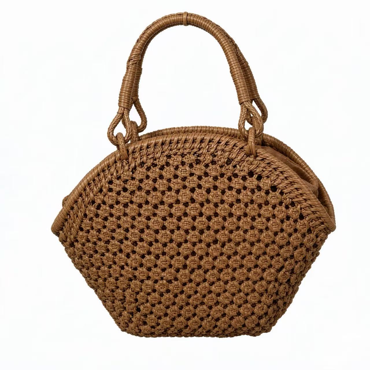 English：Large Shell Rose Rattan Handbag